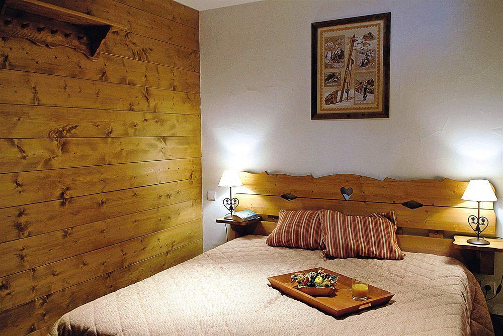 Belambra Clubs Residence Les Menuires - Le Hameau Des Airelles 圣马丁德贝尔维尔 外观 照片