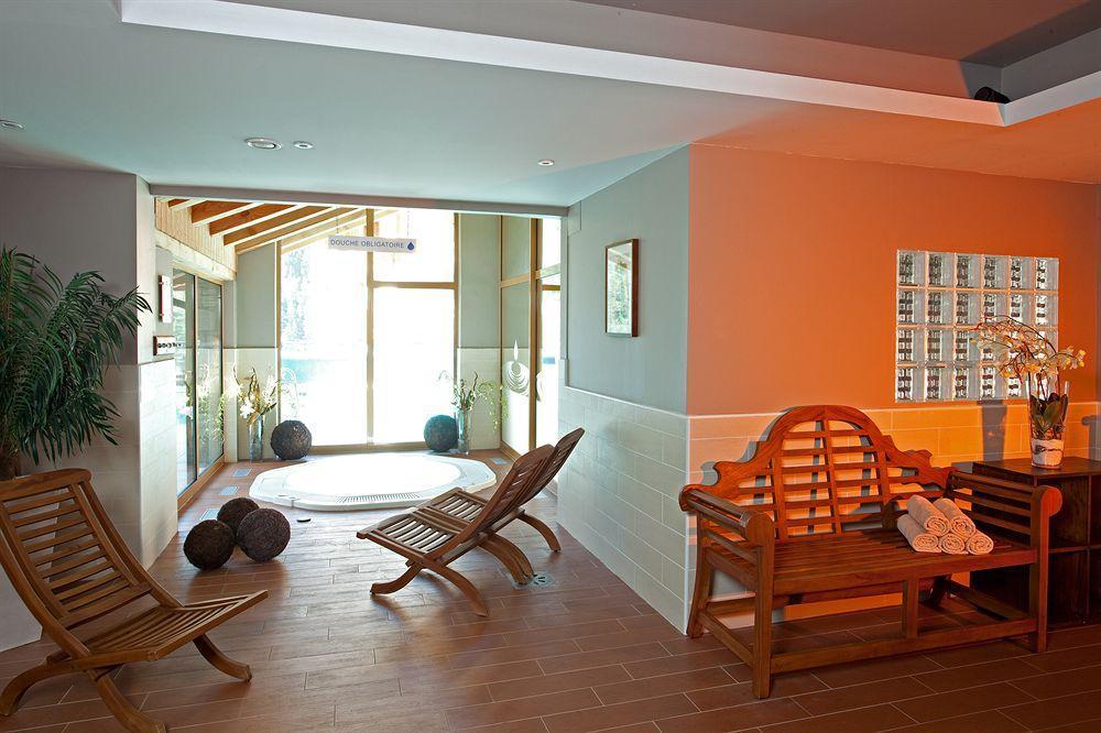 Belambra Clubs Residence Les Menuires - Le Hameau Des Airelles 圣马丁德贝尔维尔 外观 照片