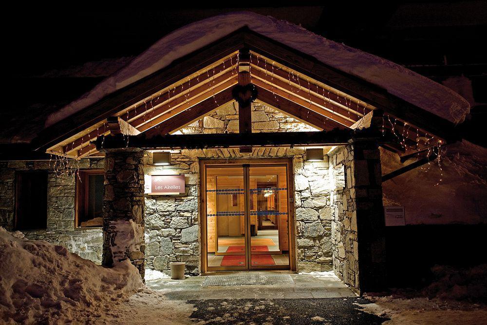 Belambra Clubs Residence Les Menuires - Le Hameau Des Airelles 圣马丁德贝尔维尔 外观 照片