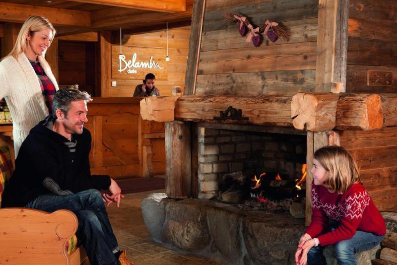 Belambra Clubs Residence Les Menuires - Le Hameau Des Airelles 圣马丁德贝尔维尔 外观 照片
